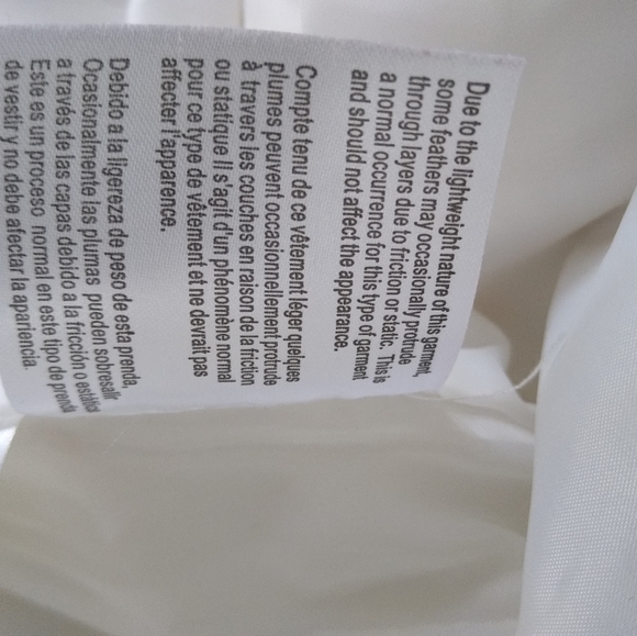 Women's quilted puffy vest NWOT Michael kors - Picture 7 of 9